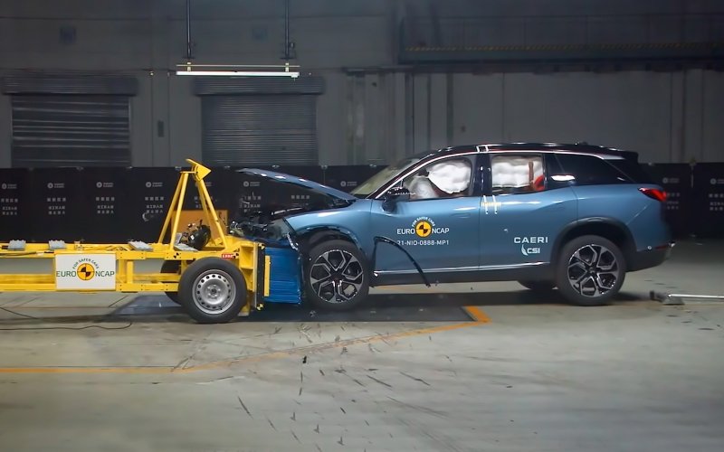 
            Пять новинок автопрома разбили на независимых краш-тестах в Европе. Видео
        