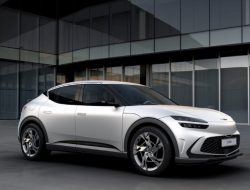 Автомобили Genesis научатся узнавать владельцев в лицо
