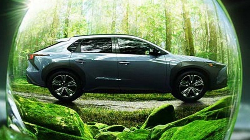 
            Subaru рассекретила дизайн нового кроссовера
        