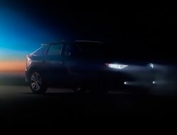 Subaru показала новый кроссовер Solterra на видео