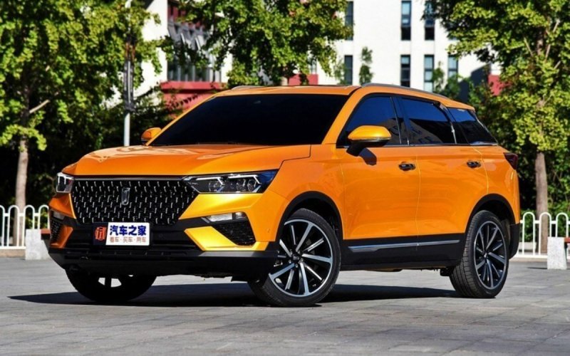 
            FAW сертифицировал в России новый кроссовер размером с Toyota RAV4
        