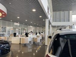 Авторынок России продолжает лихорадить