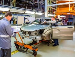 АвтоВАЗ возобновит сборку всех моделей, но ненадолго