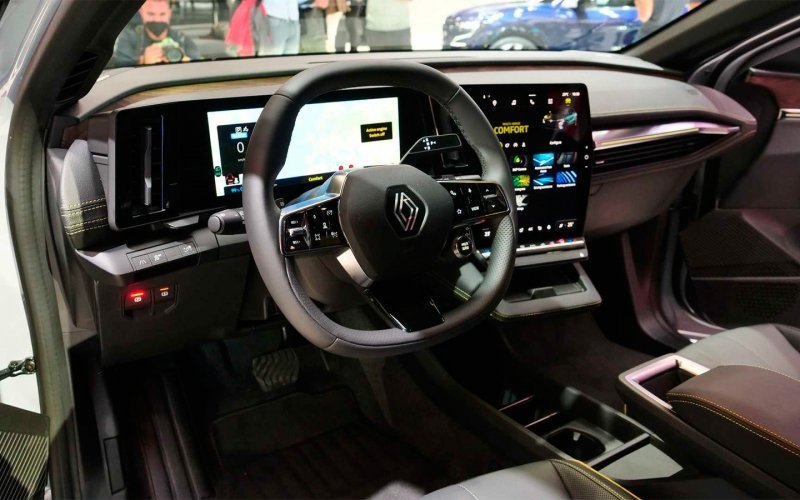 
            От дешевого VW до нового «Гелика»: 10 главных новинок Мюнхена
        