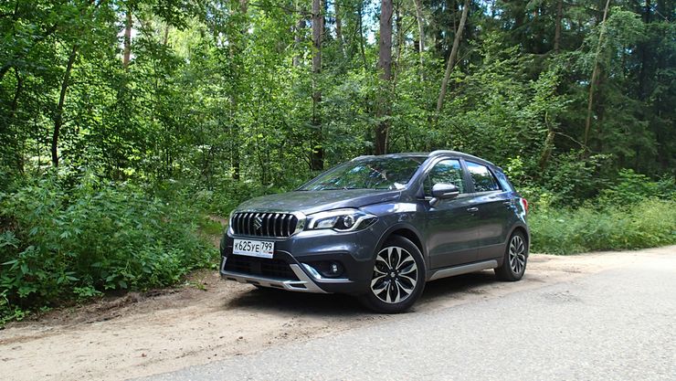 «Бюджетник» мечты с японским ценником: тест-драйв Suzuкi SX4