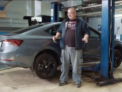 Блогер разобрал новую Skoda Octavia и оценил её «европейское качество»