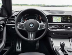 BMW добавила в обновление ПО функцию дистанционного запуска мотора