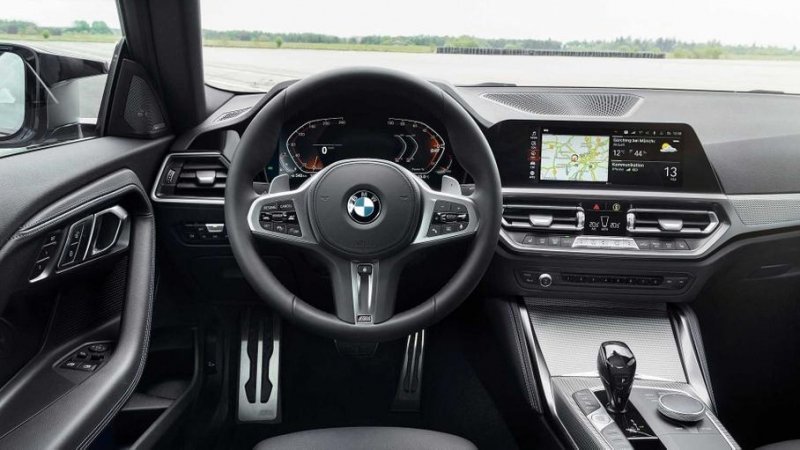 BMW добавила в обновление ПО функцию дистанционного запуска мотора