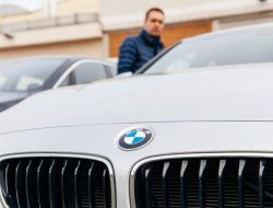 BMW и Daimler будут продавать меньше машин, чтобы сохранить высокие цены