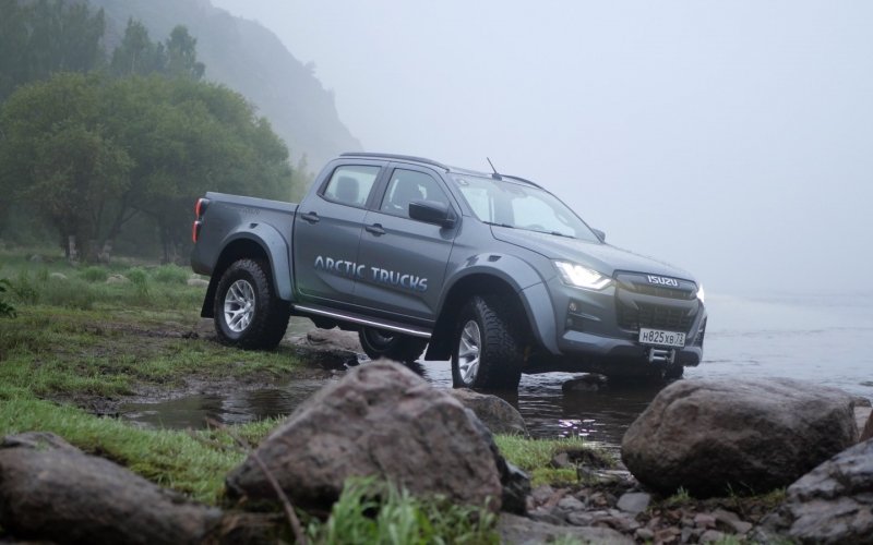 
            До России добрался внедорожный пикап Isuzu с доработками от Arctic Trucks
        
