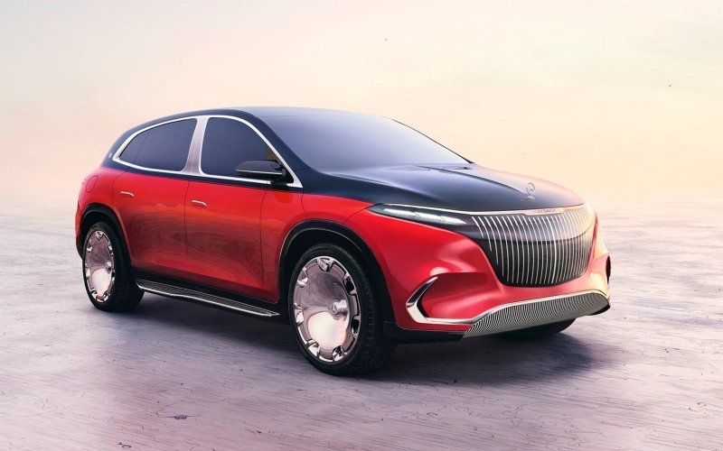 
            Mercedes показал новый большой кроссовер Maybach
        