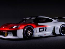 Porsche показал гоночный автомобиль будущего