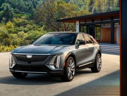 Первую партию нового кроссовера Cadillac раскупили за 19 минут