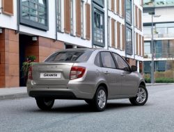 Доступные версии Lada Granta стали безопаснее