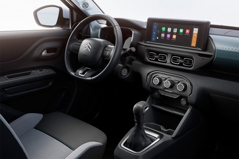 
            Citroen выпустил дешевый кросс-хэтч C3
        
