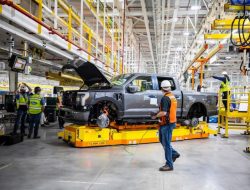 Ford построит четыре новых завода и вложит 7 млрд долларов в производство электрокаров