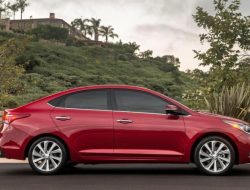 Hyundai лишил Solaris механической коробки передач