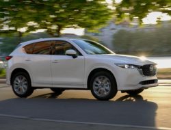 Mazda CX-5 обновился и стал полноприводным по умолчанию