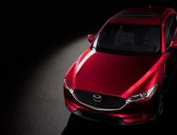 Mazda выпустит заднеприводный кроссовер с рядной шестёркой