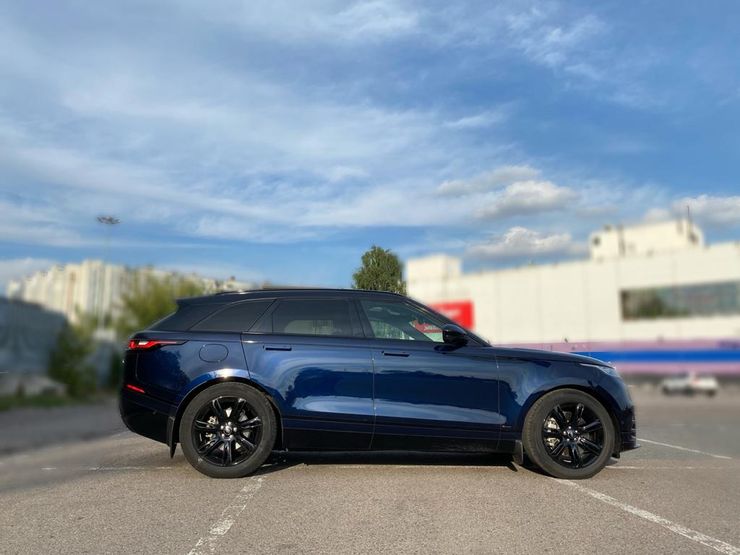 Побочные эффекты: первый тест-драйв обновленного Range Rover Velar