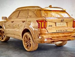 Посмотрите на деревянную копию Kia Sorento, которую можно купить
