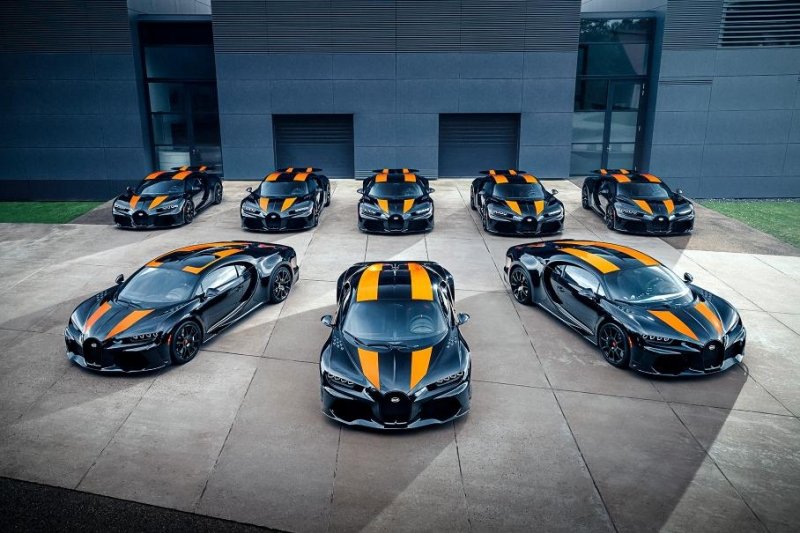 Посмотрите на первые восемь собранных Bugatti Chiron Super Sport 300+
