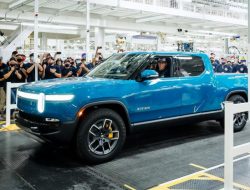 Rivian опередила Tesla и запустила сборку электрического пикапа