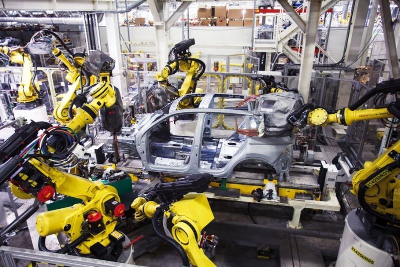 Российский завод Volkswagen приостановил выпуск автомобилей