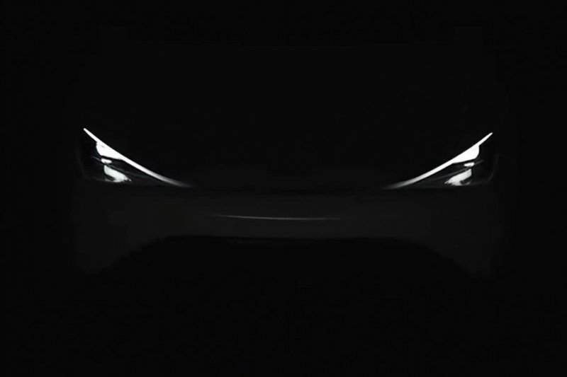 Самый мощный Mercedes-AMG в истории, электрокроссовер Smart и семиместный универсал на базе Sandero: главное за неделю