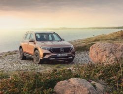 Семь мест и 419 км на одной зарядке: раскрыты характеристики глобального Mercedes-Benz EQB
