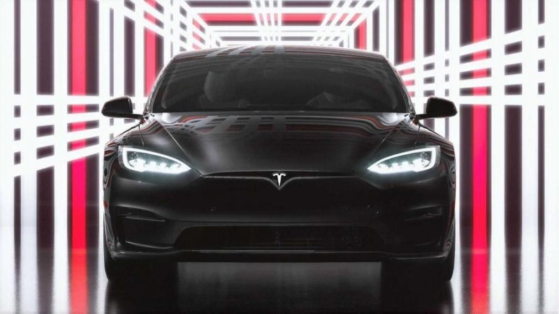 Tesla обновила программное обеспечение подвески Model S