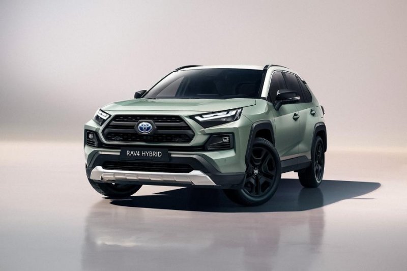 Toyota представила «внедорожную» модификацию RAV4