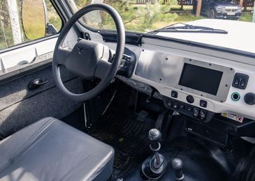 UAZ Spartan: технологический прорыв или нержавейка на саморезах?