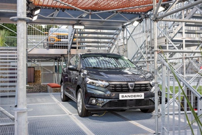 В Dacia придумали, как удержать цены на автомобили на низком уровне