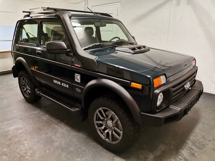 В Германии представили LADA Niva якобы немецкой сборки