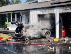 Владельцам пожароопасных Chevrolet рекомендуют парковаться подальше от других машин
