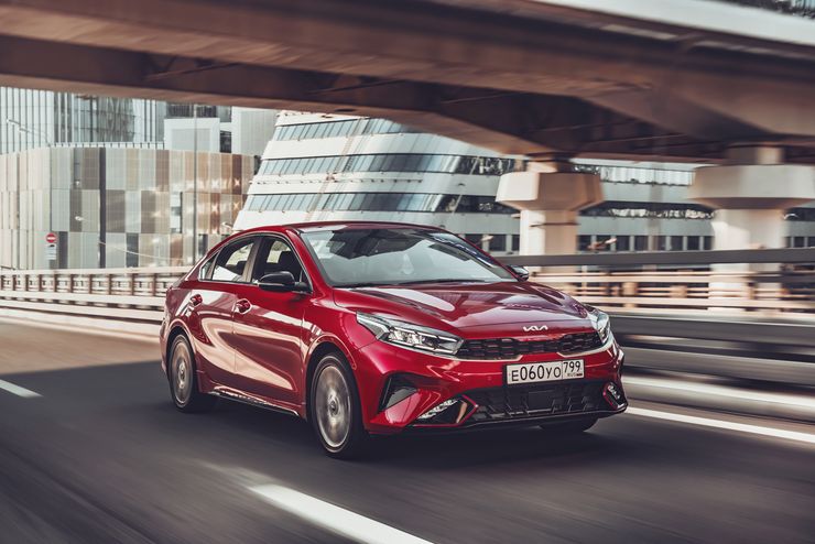 Выше нос: первый тест-драйв обновленного Kia Cerato