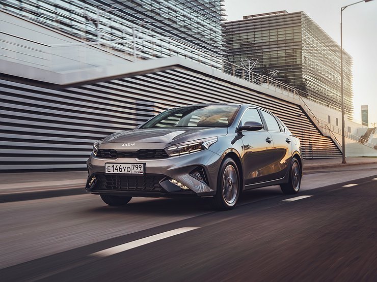 Выше нос: первый тест-драйв обновленного Kia Cerato