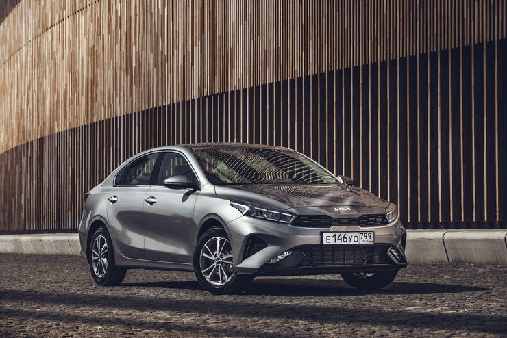 Выше нос: первый тест-драйв обновленного Kia Cerato