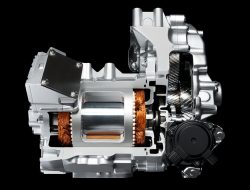 Зачем Nissan стал уничтожать электрические двигатели