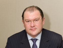 Замглавы Минтранса: через 15 лет людям запретят садиться за руль