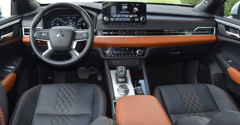 
            От Honda до Bentley: названы лучшие автомобильные интерьеры 2021 года
        
