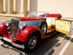 Кабриолет Mercedes-Benz 1939 года выставили на продажу за ₽25 млн