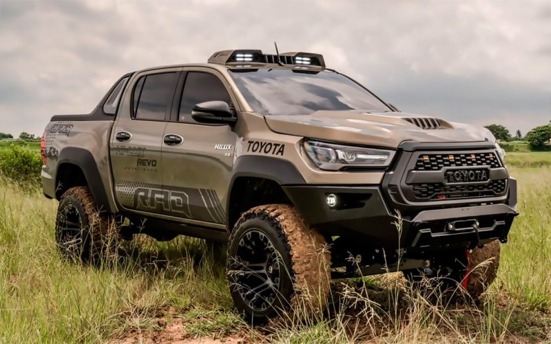 
            Toyota Hilux получила экстремальную версию
        