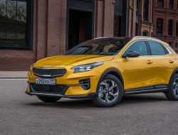 Kia назвала российские цены на кроссовер XCeed с новым мотором