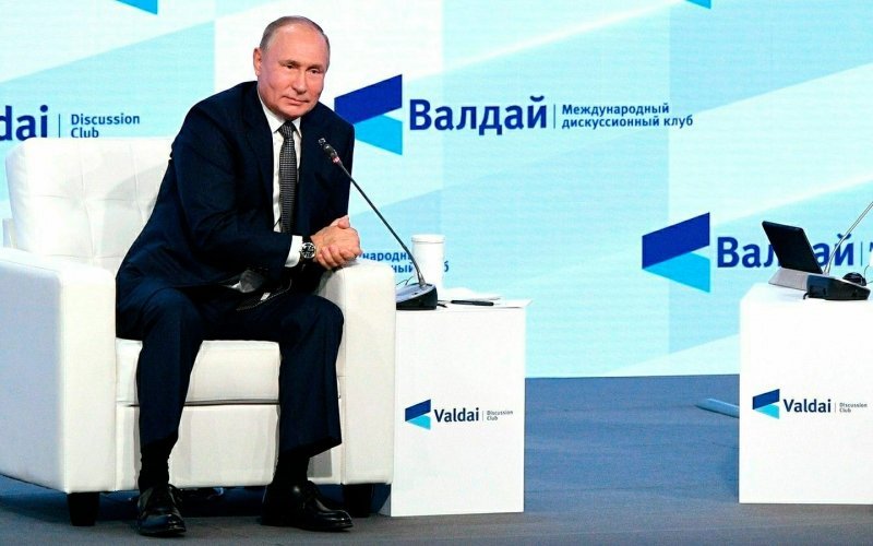 
            Новые штрафы, как ездить в локдаун и другое. Автоновости недели
        