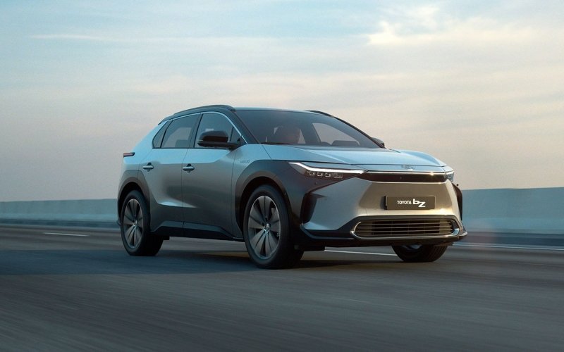 
            Toyota назвала характеристики нового кроссовера bZ4X
        