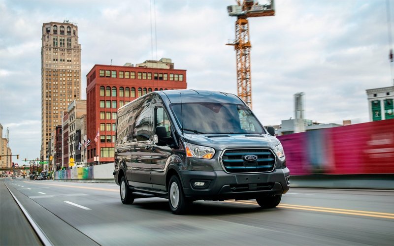 
            «Это может быть большой внедорожник». Ford рассказал о планах в России
        