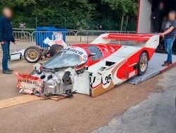 Porsche 962C за $1,2 млн разбили на треке. Видео