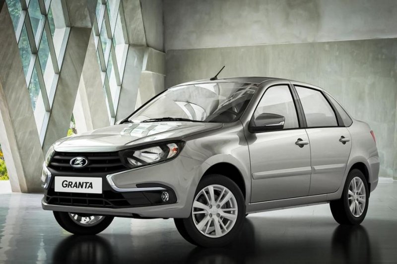 АвтоВАЗ упростит комплектации Lada Granta. Цена останется прежней